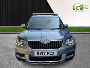 2017 Skoda Yeti 1.2 Tsi Se L Drive in Grey — image 4