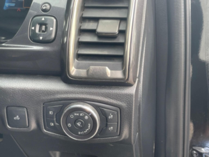 2022 Ford Ranger 2.0 Ecoblue Wildtrak Auto 4WD Euro 6 (s/s) 4dr in White — image 5