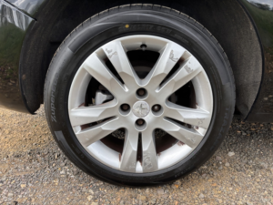 2014 Peugeot 5008 1.6 Hdi Active in Black — image 5