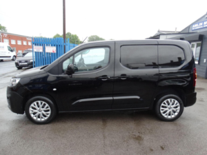2024 Citroen Berlingo 1.5 Bluehdi 1000 Driver Edition M Swb Euro 6 (s/s) 5dr in Black — image 5