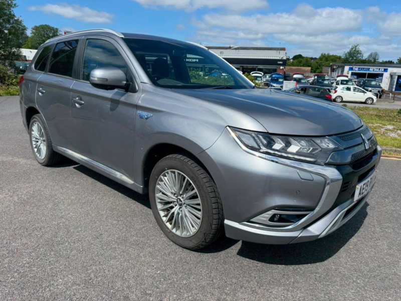 2019 Mitsubishi Outlander 2.4h Twinmotor 13.8kwh 4h CVT 4WD Euro 6 (s/s) 5dr in Grey — image 1