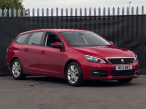 2018 Peugeot 308 Sw 1.2 Puretech Active Euro 6 (s/s) 5dr in Red — image 1