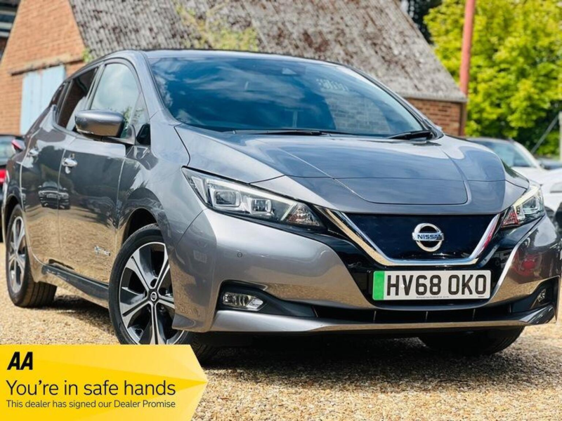 2018 Nissan Leaf 40kwh Tekna Auto 5dr in Grey — image 1