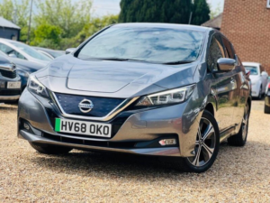 2018 Nissan Leaf 40kwh Tekna Auto 5dr in Grey — image 3