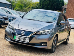 2018 Nissan Leaf 40kwh Tekna Auto 5dr in Grey — image 5