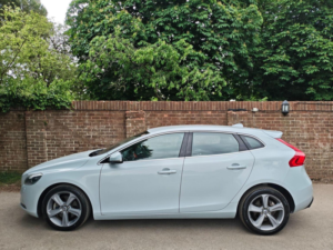 2013 Volvo V40 1.6 T4 Se Lux Nav Powershift Euro 5 (s/s) 5dr in Grey — image 4