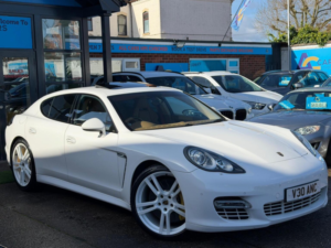 2010 Porsche Panamera