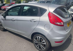 2011 Ford Fiesta 1.4 Tdci Edge 5dr in Silver — image 4