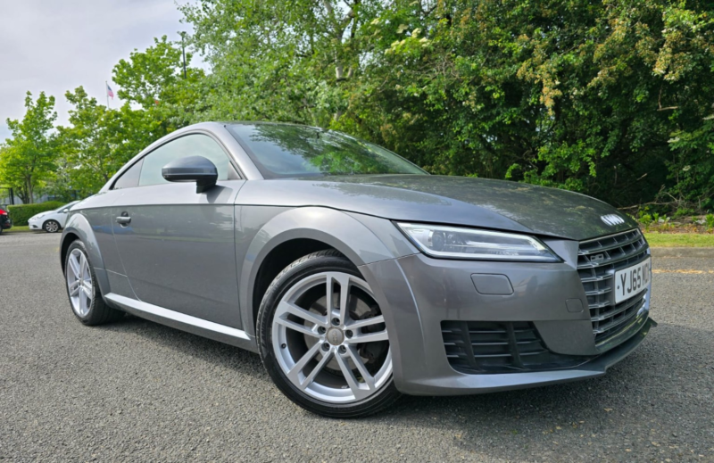 2015 Audi Tt 2.0 Tdi Ultra Sport in Grey — image 1