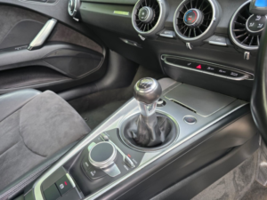 2015 Audi Tt 2.0 Tdi Ultra Sport in Grey — image 4
