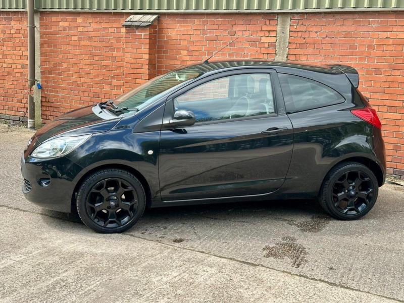 2016 Ford Ka 1.2 Zetec Black Edition Euro 6 (s/s) 3dr in Black — image 1