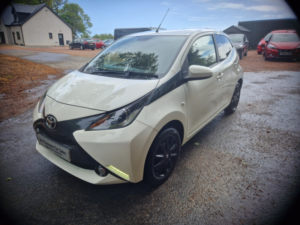 2017 Toyota Aygo 1.0 Vvt-I X-Style in White — image 2