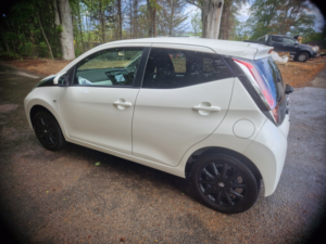 2017 Toyota Aygo 1.0 Vvt-I X-Style in White — image 3