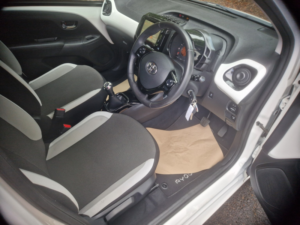 2017 Toyota Aygo 1.0 Vvt-I X-Style in White — image 5