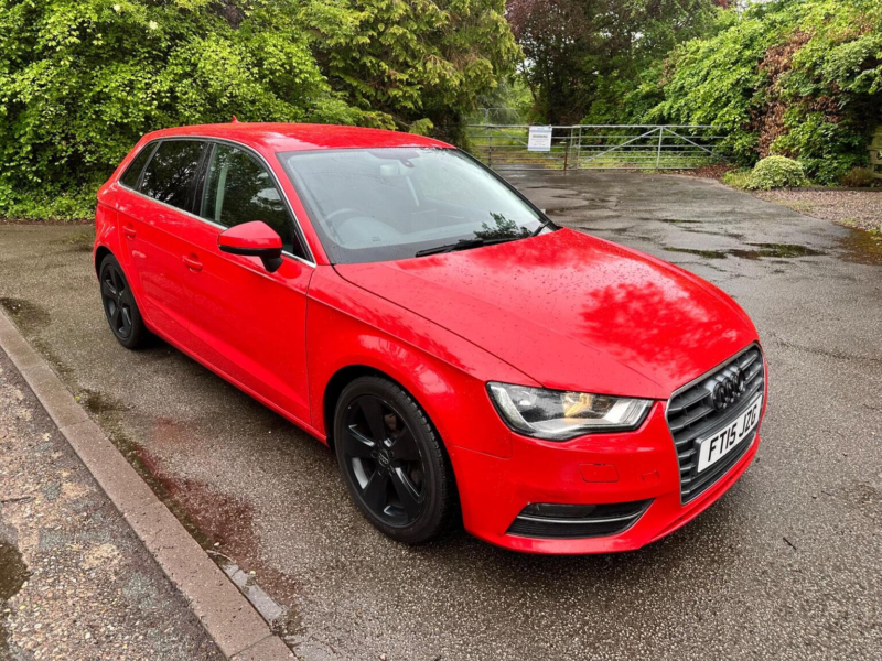 2015 Audi A3 1.6 Tdi Sport Sportback Euro 6 (s/s) 5dr in Red — image 1