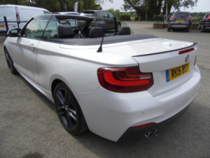 2015 BMW 2 Series 2.0 220d M Sport Auto Euro 6 (s/s) 2dr in White — image 4