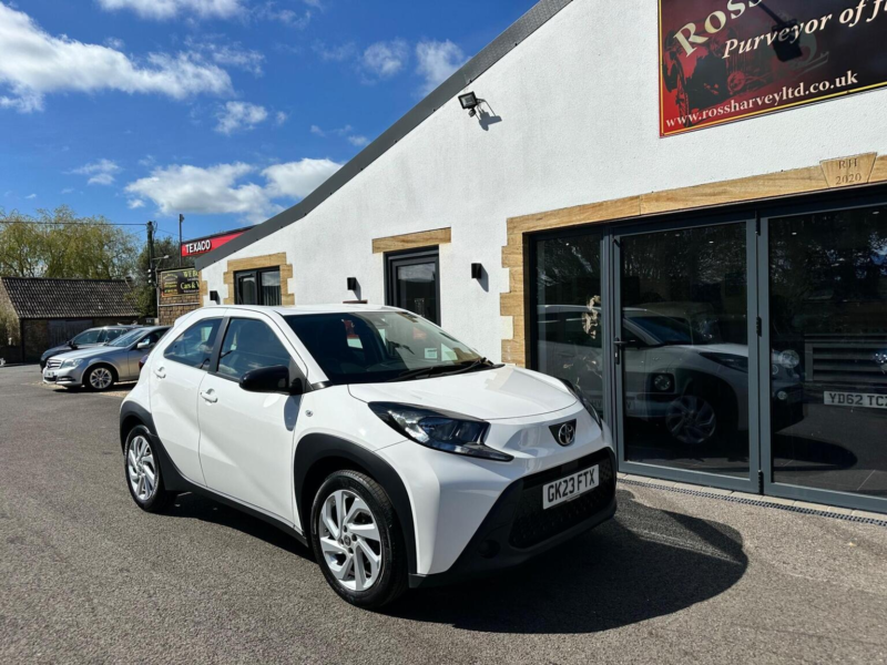 2023 Toyota Aygo X 1.0 Vvt-I Pure X-Shift Euro 6 (s/s) 5dr in White — image 1