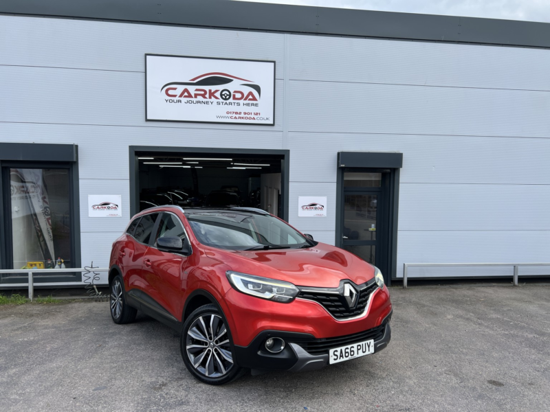 2016 Renault Kadjar 1.6 Signature Nav Dci 130 2WD in Red — image 1