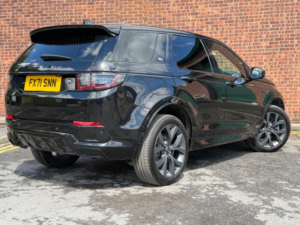 2021 Land Rover Discovery Sport 1.5 P300e 12.2kwh R-Dynamic Se Auto 4WD Euro 6 (s/s) 5dr in Black — image 6