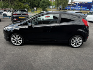 2016 Ford Fiesta 1.0 T Ecoboost Zetec S in Black — image 2