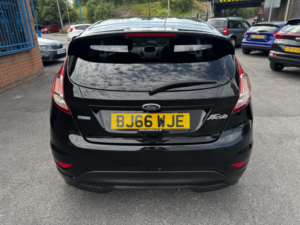 2016 Ford Fiesta 1.0 T Ecoboost Zetec S in Black — image 4