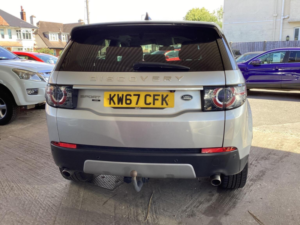 2017 Land Rover Discovery Sport 2.0 Td4 Hse Luxury Auto 4WD Euro 6 (s/s) 5dr in Silver — image 5