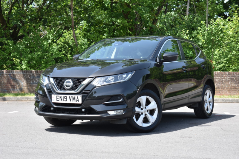 2019 Nissan Qashqai 1.5 Dci Acenta Premium in Black — image 1