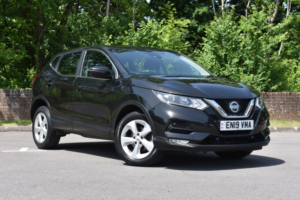 2019 Nissan Qashqai 1.5 Dci Acenta Premium in Black — image 2