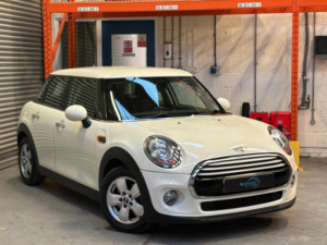 2015 MINI Hatch