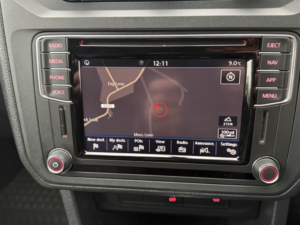 2019 Volkswagen Caddy 2.0 Tdi C20 Highline 150 DSG in Grey — image 5