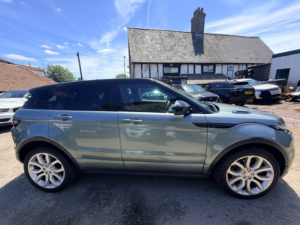 2016 Land Rover Range Rover Evoque Td4 Hse Dynamic in Grey — image 4
