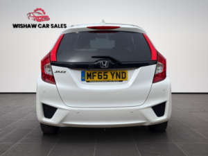 2015 Honda Jazz 1.3 I-Vtec Ex in White — image 6