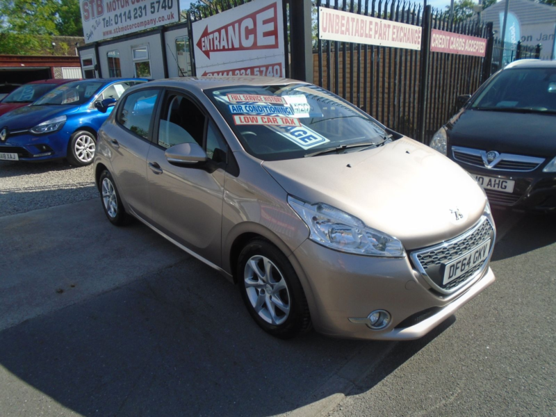 2014 Peugeot 208 1.2 Vti Puretech Active Hatchback 5dr Petrol Manual Euro 5 (82 Ps) in Pink — image 1