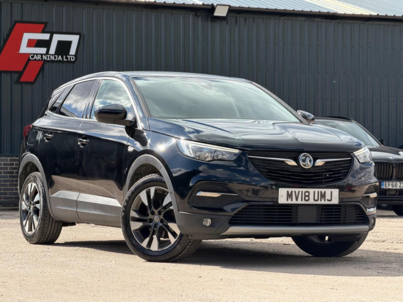 2018 Vauxhall Grandland X 1.2 Turbo Sport Nav Euro 6 (s/s) 5dr in Black — image 1