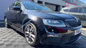 2016 Skoda Octavia 2.0 Tdi Vrs DSG Euro 6 (s/s) 5dr (snav) in Black — image 2