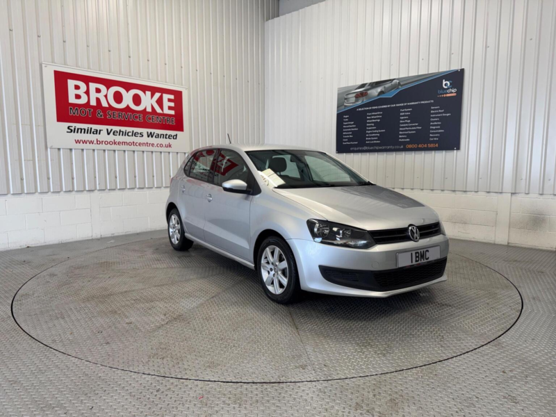 2011 Volkswagen Polo 1.4 Se DSG Euro 5 5dr in Silver — image 1
