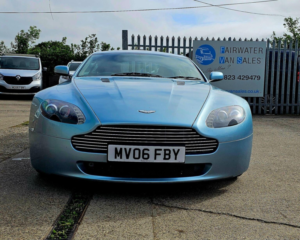 2006 Aston Martin Vantage 4.3 V8 Euro 4 2dr in Silver — image 2