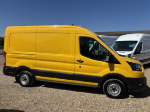 2021 Ford Transit 2.0 Transit Leader Van 290 L2h2 2.0l Ecoblue 105ps Fwd 6 Speed Manual in Yellow — image 2