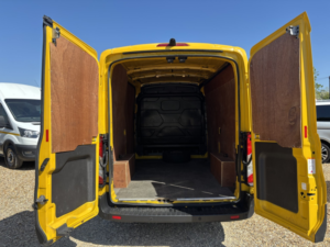 2021 Ford Transit 2.0 Transit Leader Van 290 L2h2 2.0l Ecoblue 105ps Fwd 6 Speed Manual in Yellow — image 7