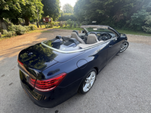 2014 Mercedes-Benz E Class 2.1 E220 Cdi Amg Sport in Blue — image 6
