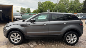2017 Land Rover Range Rover Evoque 2.0 Td4 Se Tech Auto 4WD Euro 6 (s/s) 5dr in Grey — image 4