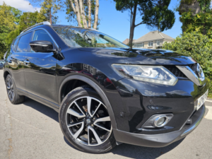 2015 Nissan X-Trail 1.6 Dci Tekna in Black — image 2