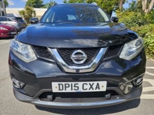 2015 Nissan X-Trail 1.6 Dci Tekna in Black — image 5