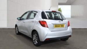 2014 Toyota Yaris 1.3 Dual Vvt-I Icon in Silver — image 5
