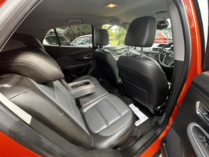 2016 Vauxhall Mokka 1.4 I Turbo Se in Orange — image 3