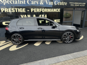 2021 Volkswagen Golf 2.0 Tdi Gtd in Black — image 2