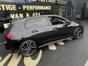 2021 Volkswagen Golf 2.0 Tdi Gtd in Black — image 3