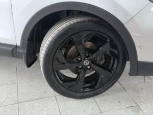 2019 Nissan Qashqai 1.3 Dig-T Tekna Euro 6 (s/s) 5dr in Silver — image 2