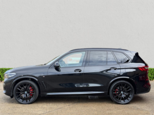 2022 BMW X5 3.0 30d Mht M Sport SUV 5dr Diesel Hybrid Auto Xdrive Euro 6 (s/s) (286 Ps) in Black — image 4