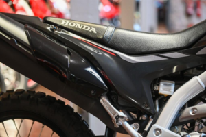2020 Honda Crf250l *one Owner - Low Mileage* in Black — image 5